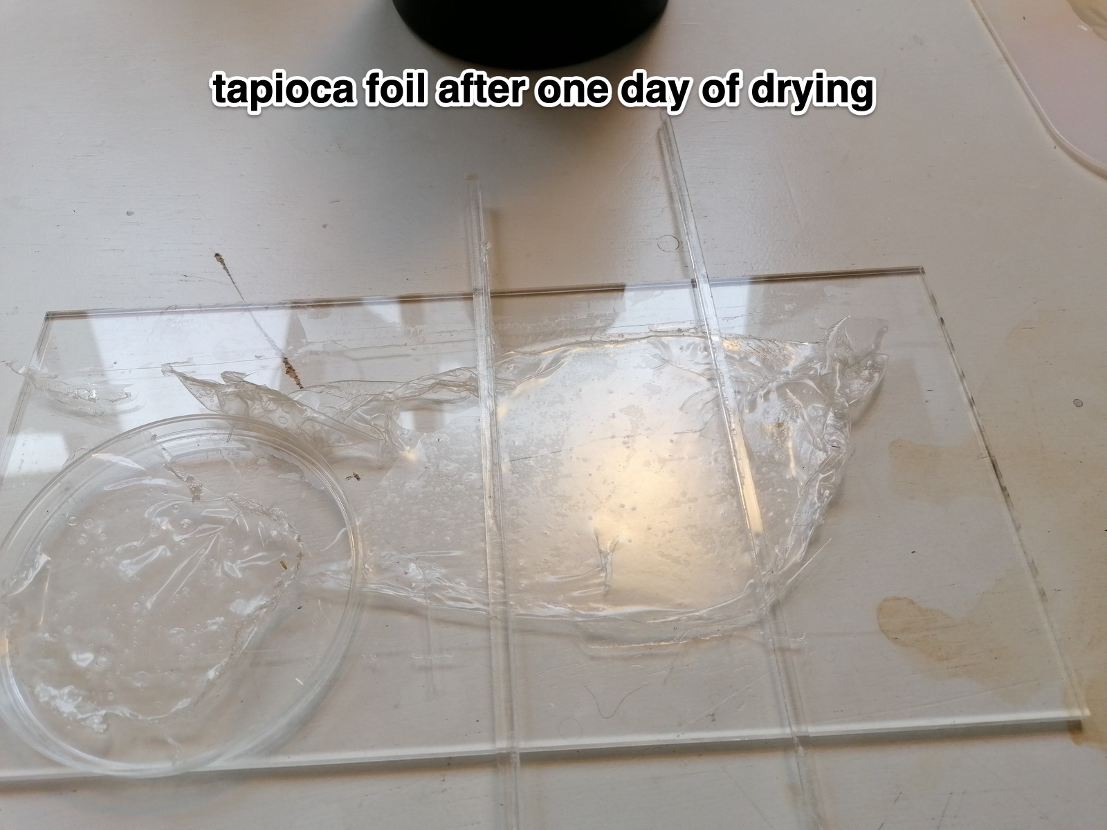 drying tapioca foil