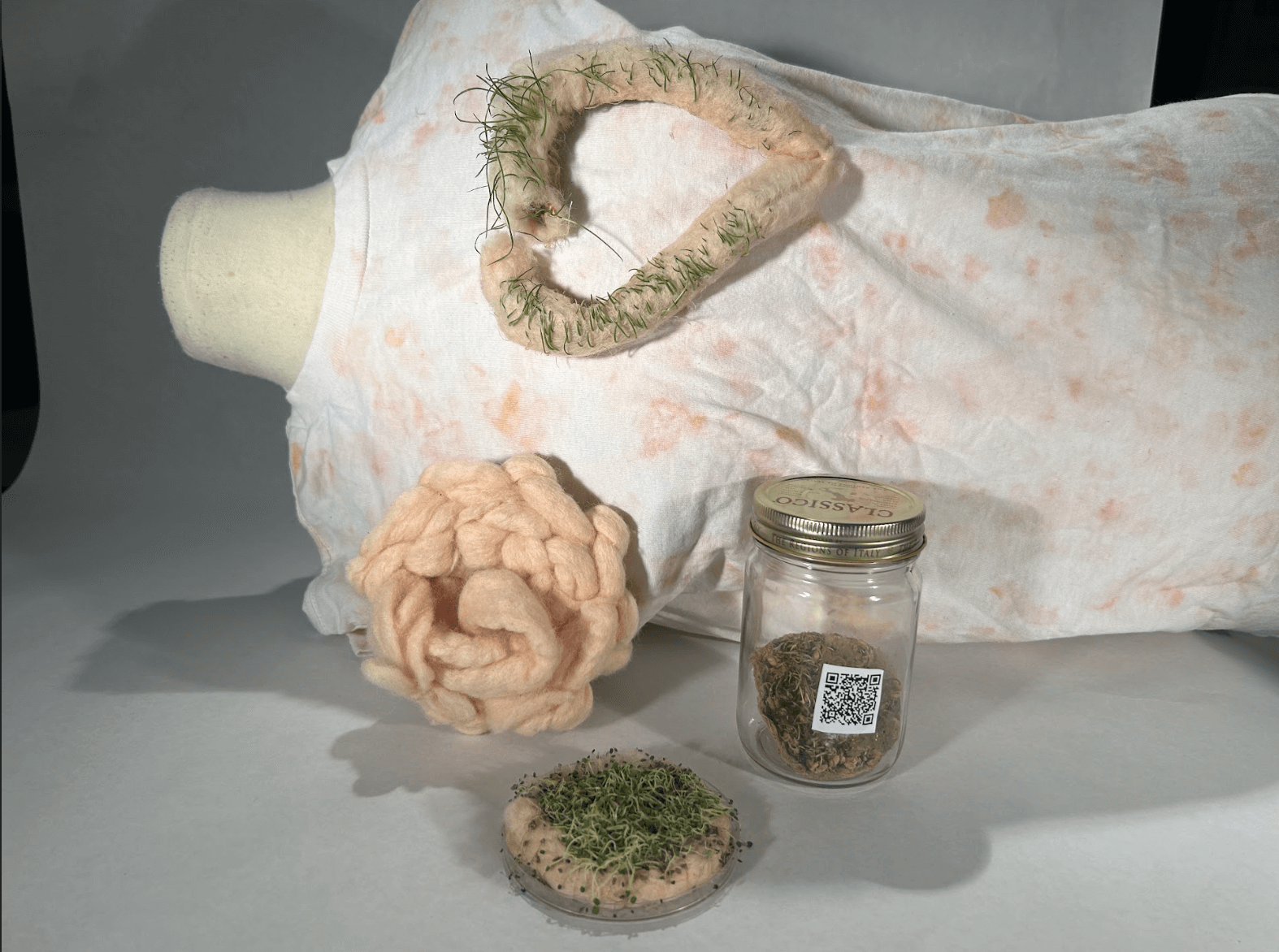 Plant Textiles: Cultivating Couture