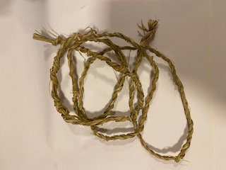 selfmade grass rope for skin pattern preform