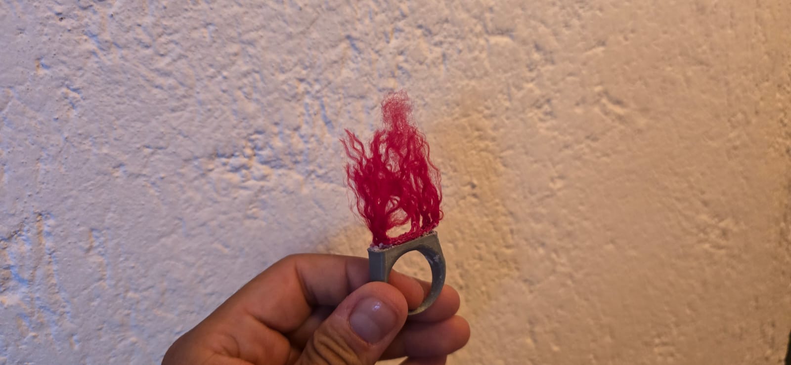 Frayed yarn