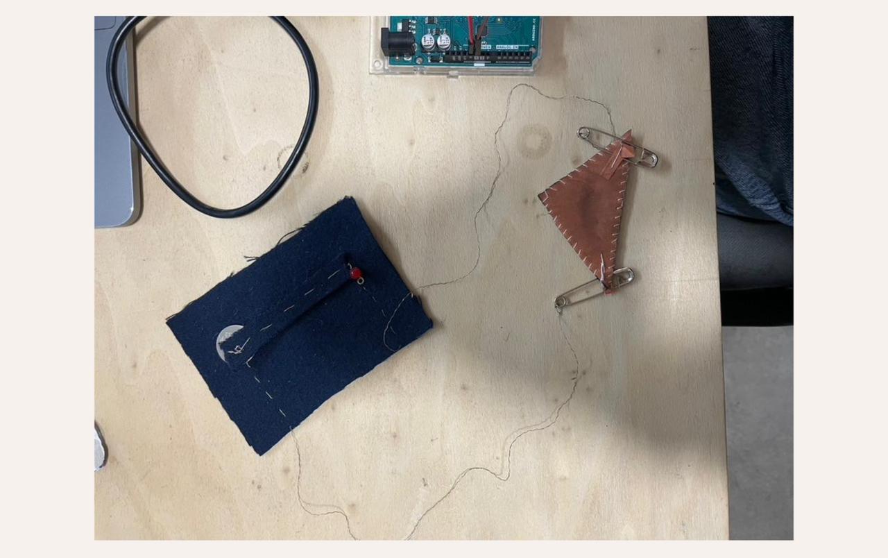 Circuit with sensor
